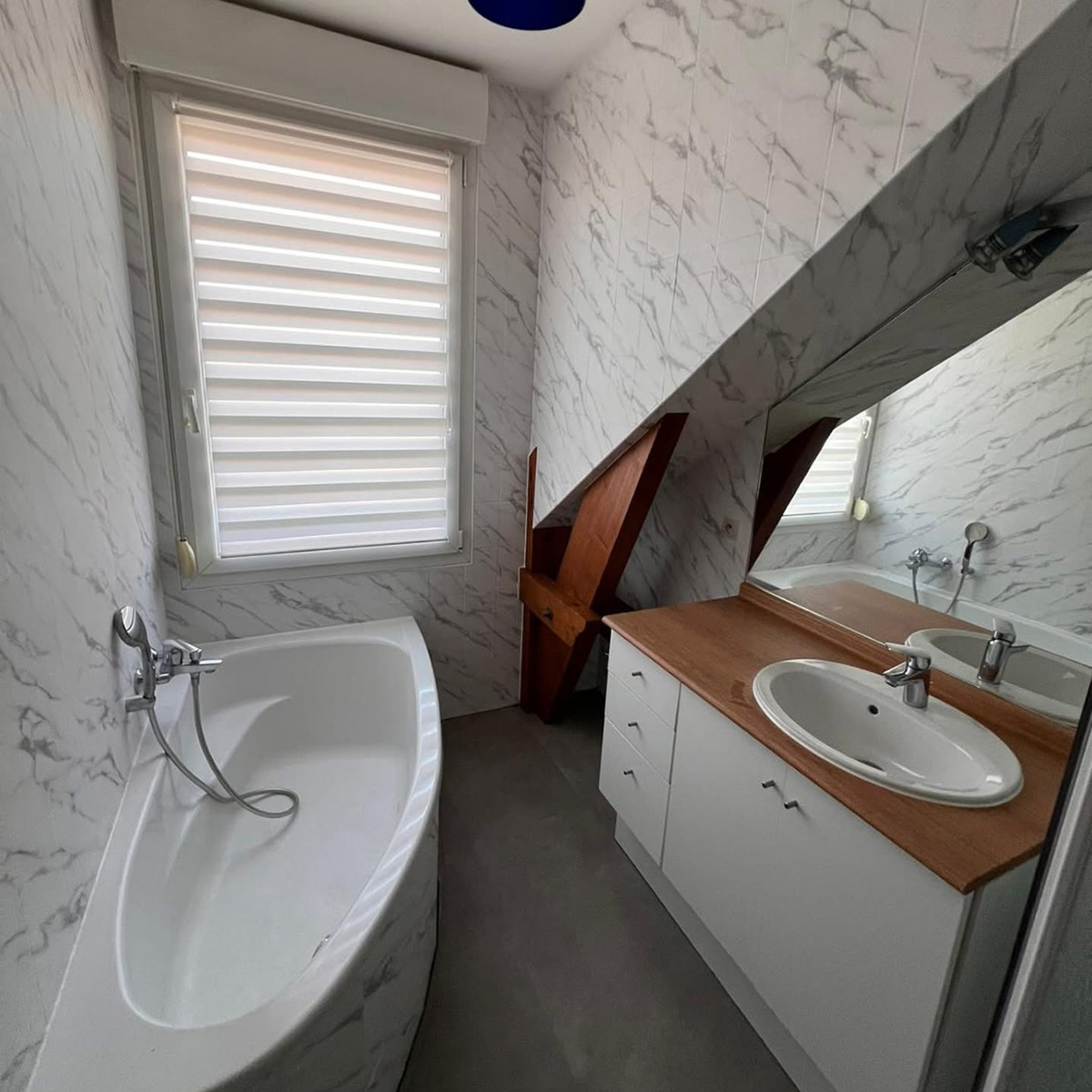 Après covering mobilier intérieur